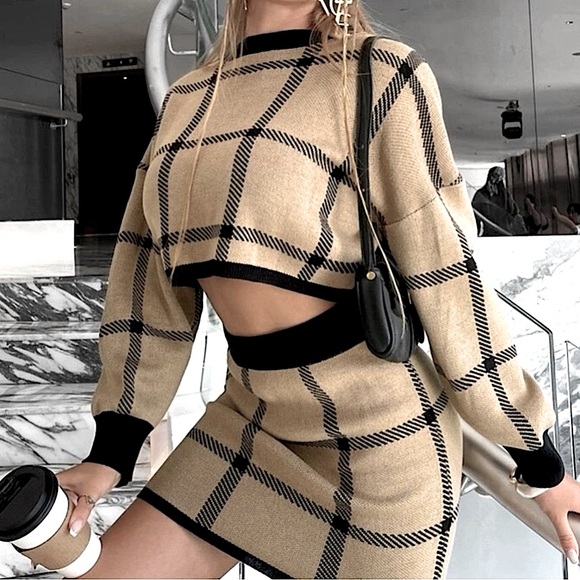 FALL TIME Sweater and Skirt Set Knitwear - Picture 11 of 17